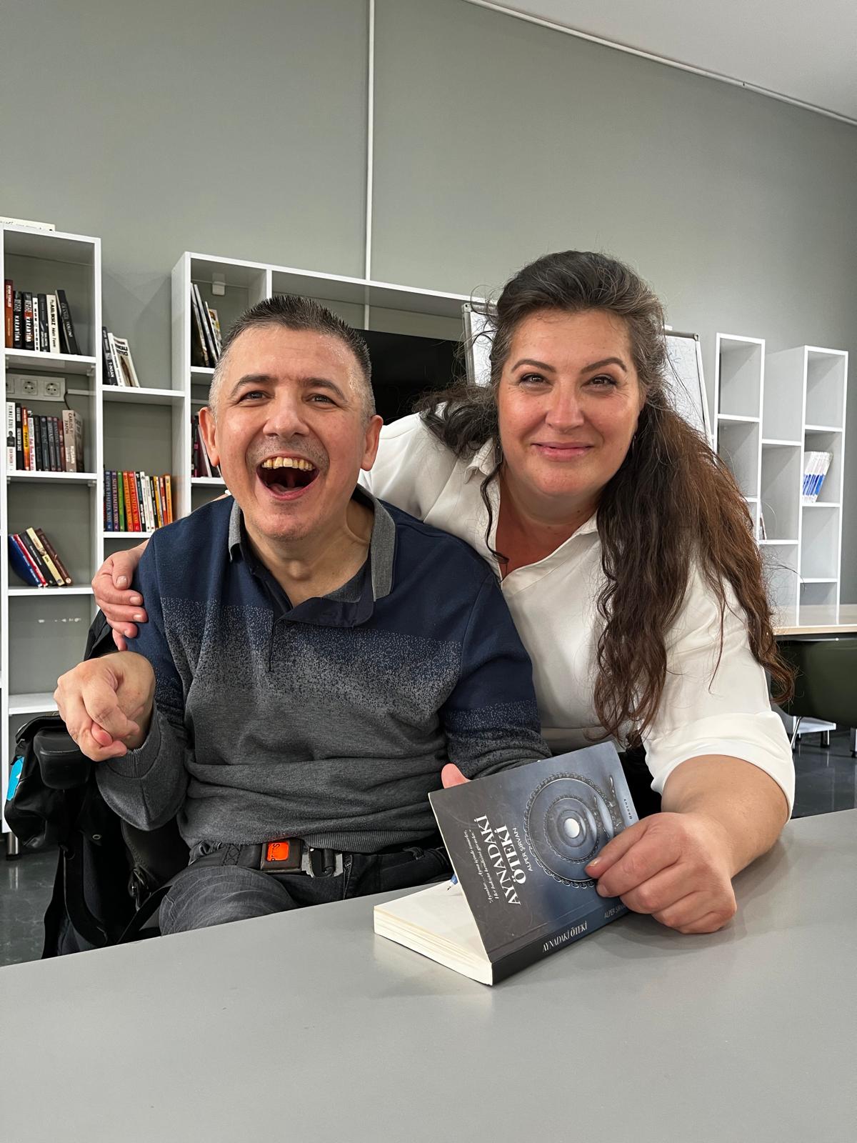 830E7629 9029 457E 923A 13179F679Bee