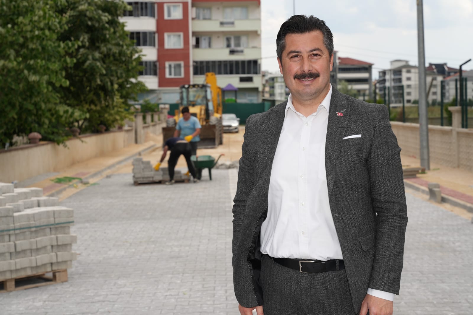 B5E2B17A 55Ae 49Dd A6E7 7C761F8830D9