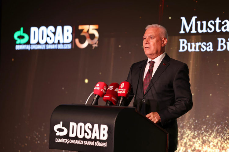 G47Vicfw0Aapvq4 1762287315 866 X750