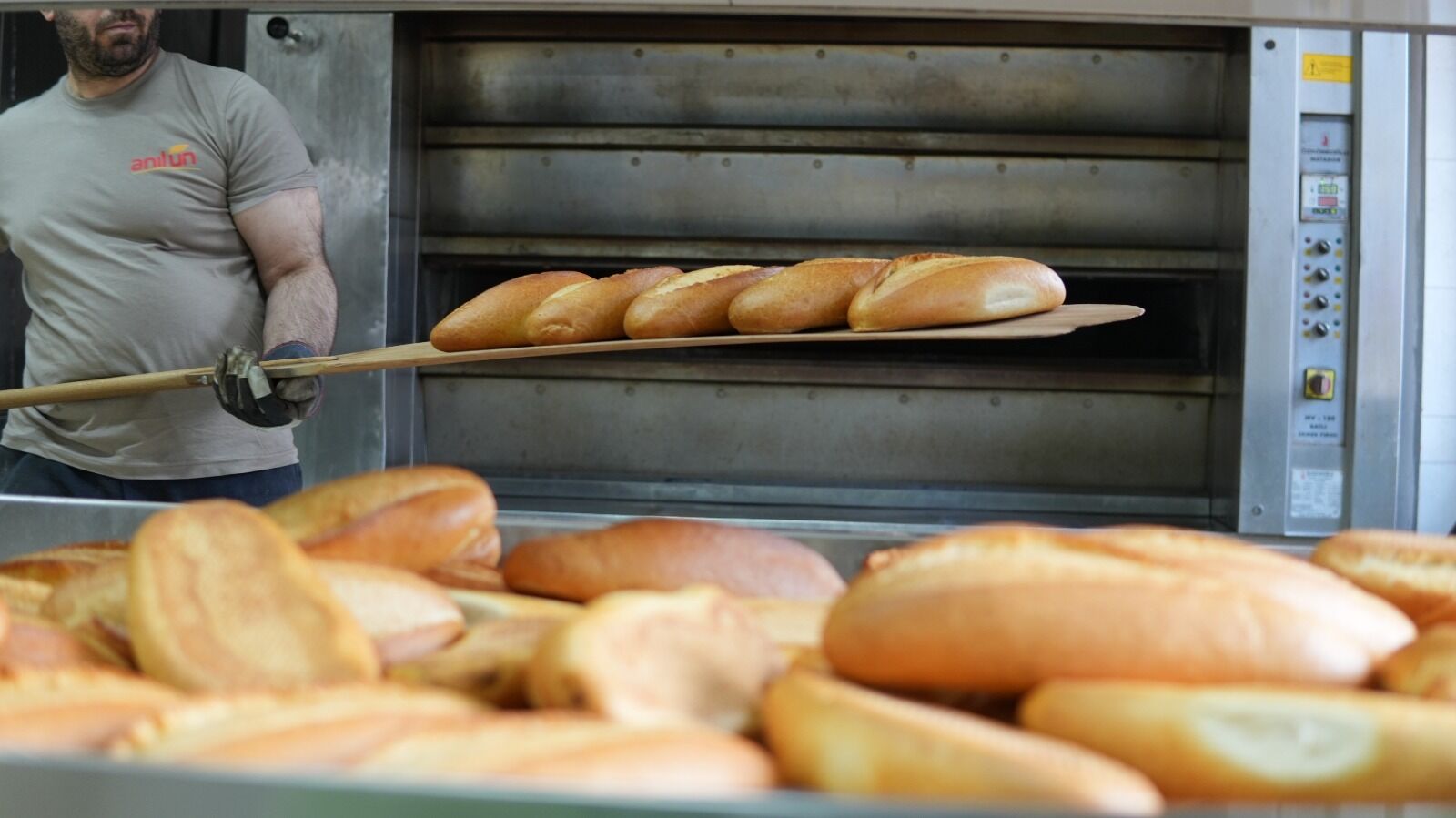 C16Ea840 408F 46Df A8Ee 4034Ba3Ab46B