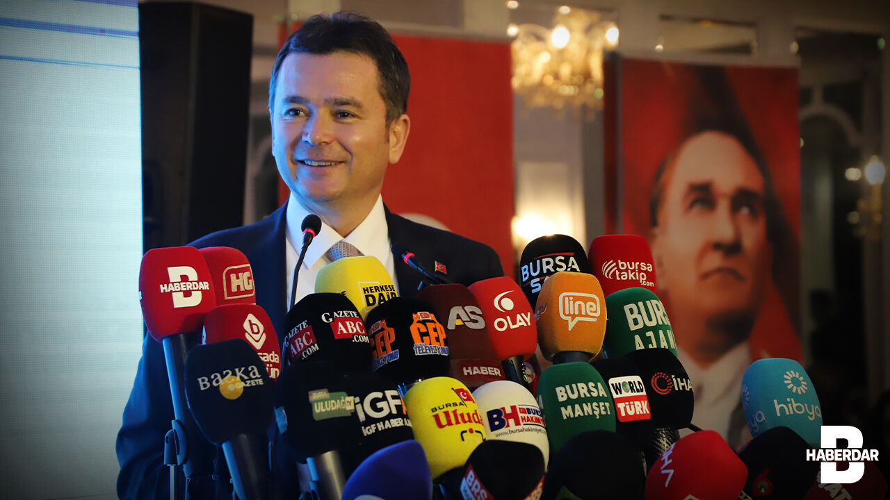 Başkan Erkan Aydın 700 Günlük Hizmet Raporunu Paylaştı (1)