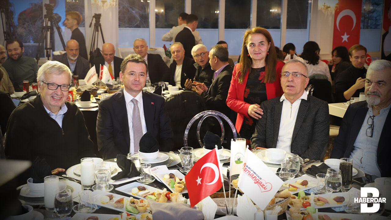 Başkan Erkan Aydın 700 Günlük Hizmet Raporunu Paylaştı (7)