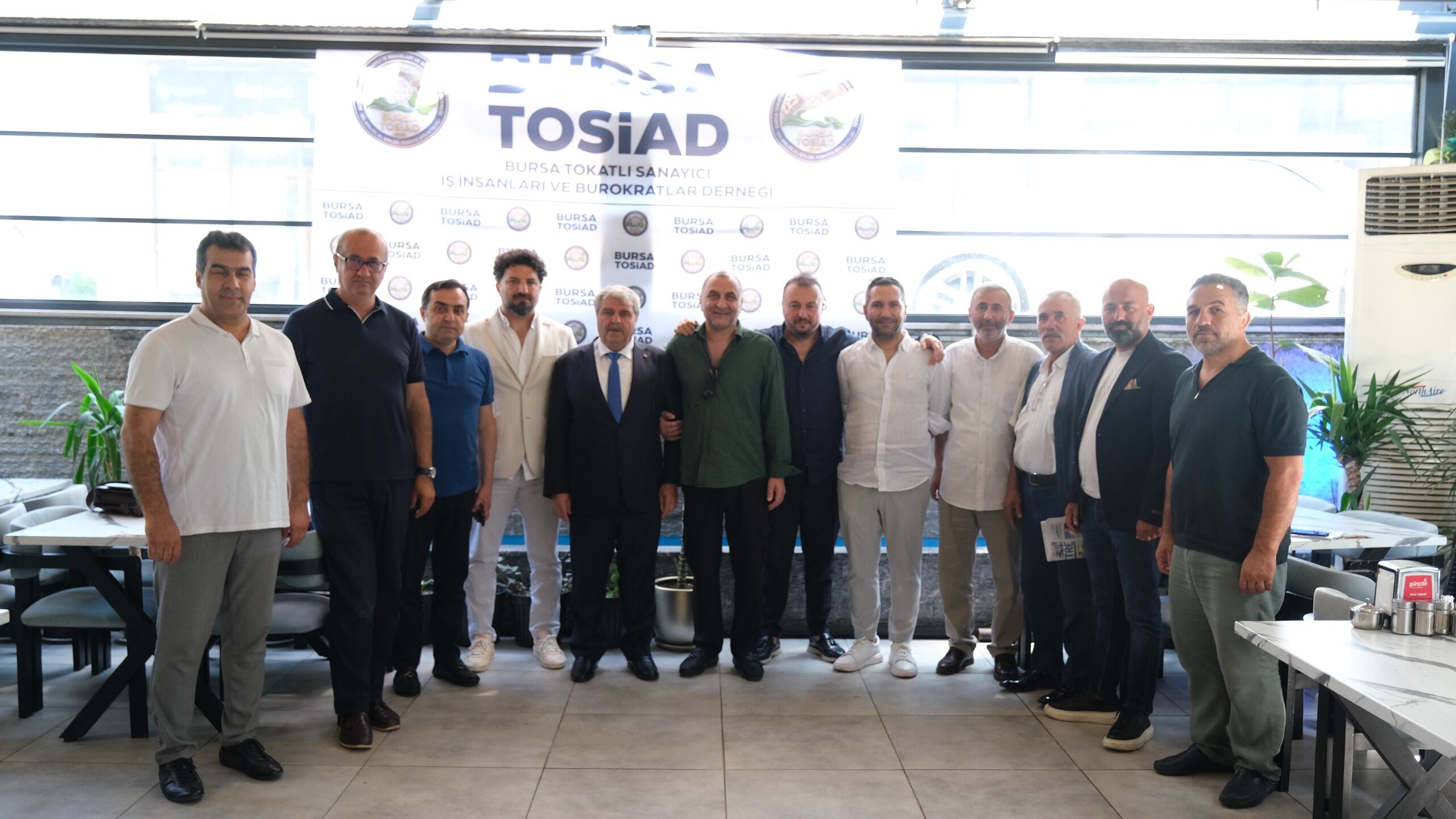 Bursa TOSİAD resmen tanıtıldı: "Dil Birliği, el birliği ve Türkiye birliği için varız"