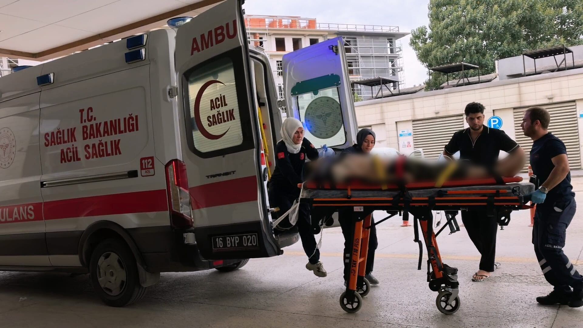Bursa'da banyo yaparken fenalaşan genç hayatını kaybetti