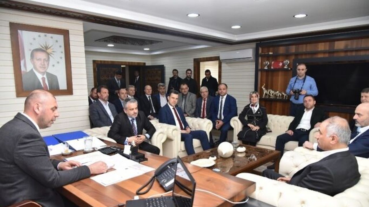 AK Parti heyeti Cumhur İttifakı’nın belediye başkanlarını ziyaret etti