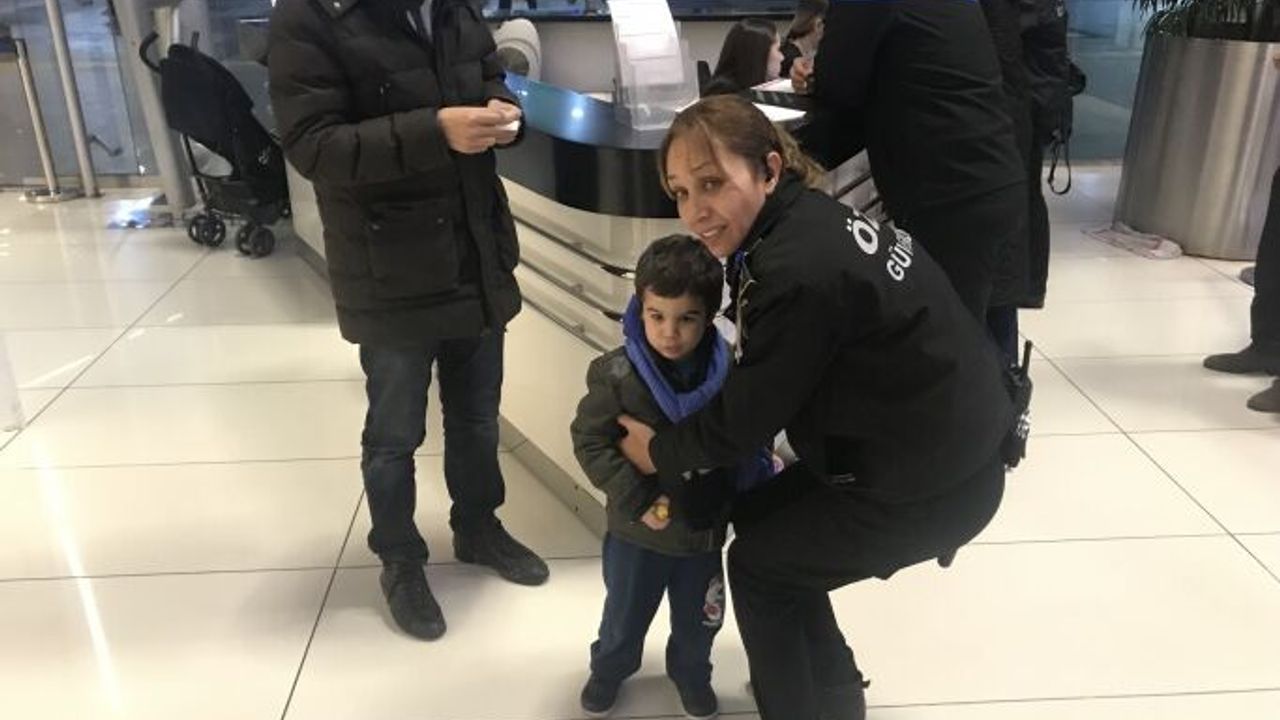 Bursa'da çocuğunu AVM'de bırakan anneye hapis!