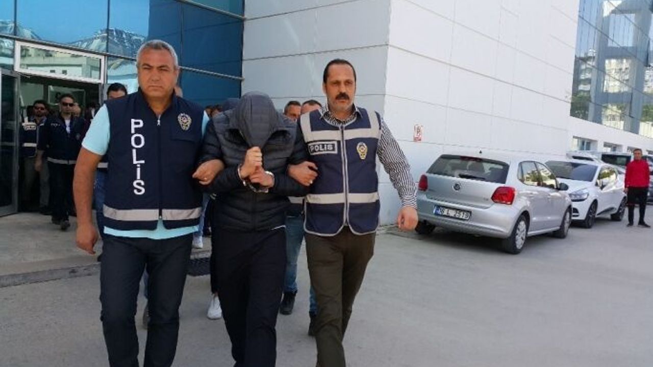 Bursa'da eskort operasyonu! Kazandıkları paraları böyle yazmışlar...