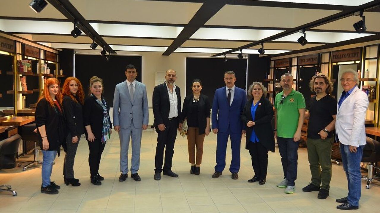 Kuaförler ve Güzellik Uzmanlığı Akademisi Bursa’dan Türkiye’ye örnek olacak