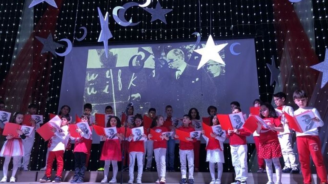 Özel Teknoloji Fen Okulları'nda 23 Nisan coşkuyka kutlandı