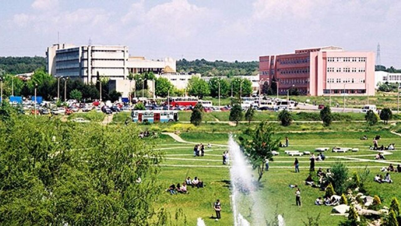 Uludağ Üniversitesi'nde bir dönem kapandı. Prof. Dr. Ahmet Saim Kılavuz kimdir?
