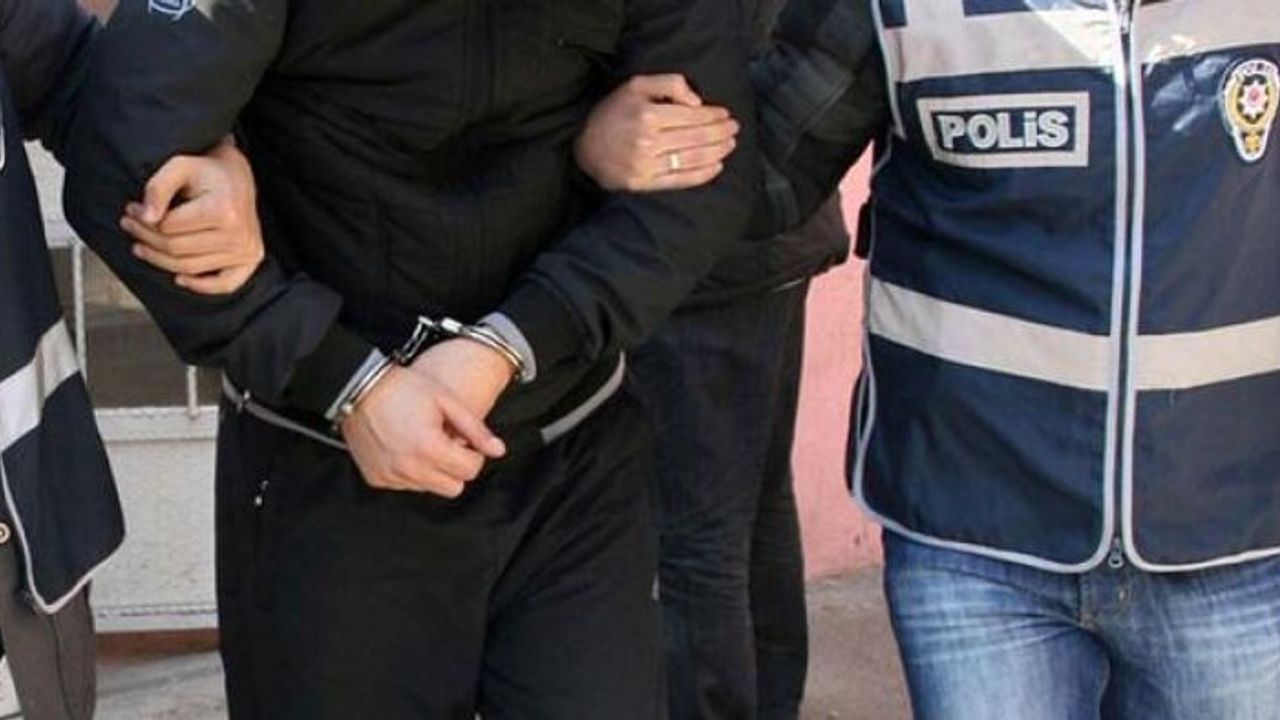 Bursa ve 3 ilde FETÖ'nün inlerine operasyon