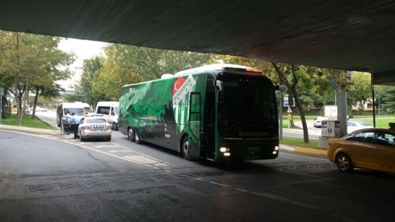 1 dakika bile forma giyemedi ama Bursaspor'a haciz gönderdi!
