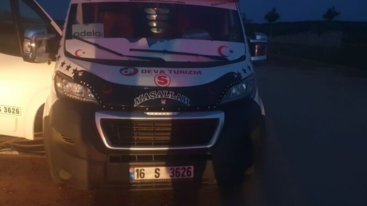 Bunu da yaptılar! Okul servisiyle yüksek gerilim hattını çaldılar