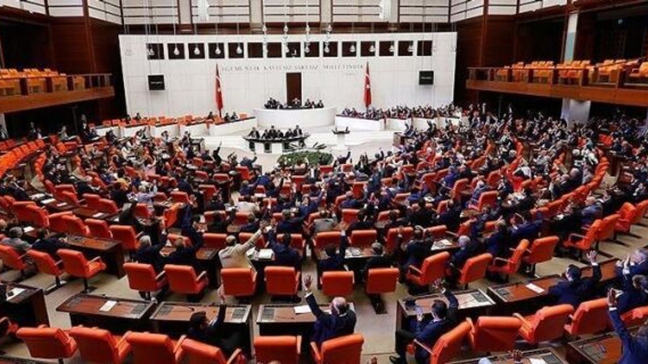 Mecliste gündem oldu!  “Ligden düşme bu yıl uygulanmasın”