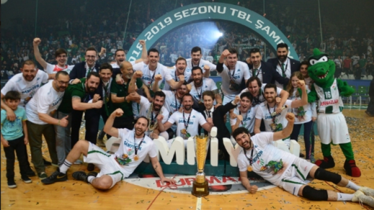 Şampiyon Bursaspor artık Süper Lig'de  !