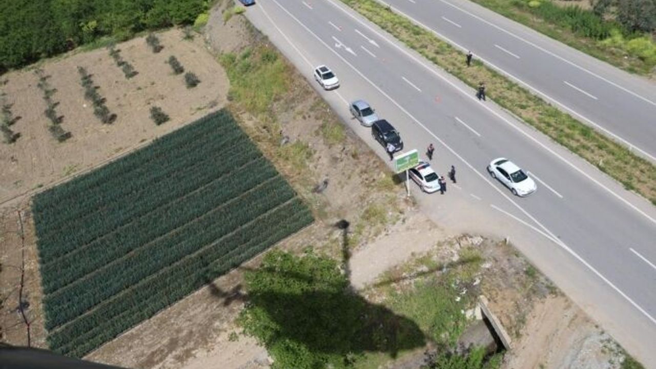 Trafik havadan denetlendi, Jandarma karadan bilgi verdi