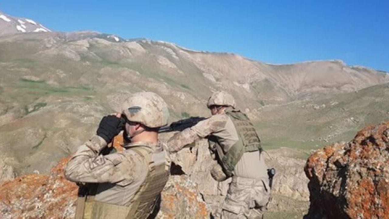 Şırnak'ta 1 askerimiz şehit oldu, 2'si ağır 3 askerimiz yaralandı