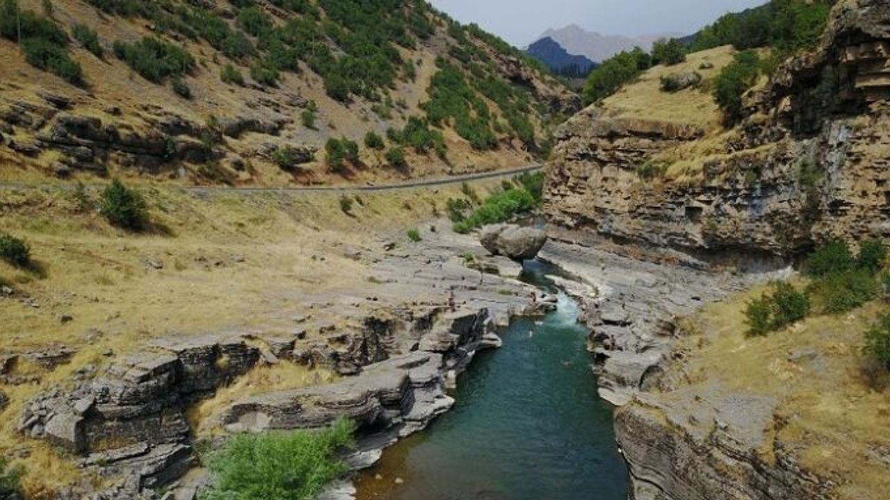 Terör bitti o dağlar Antalya sahillerini aratmadı