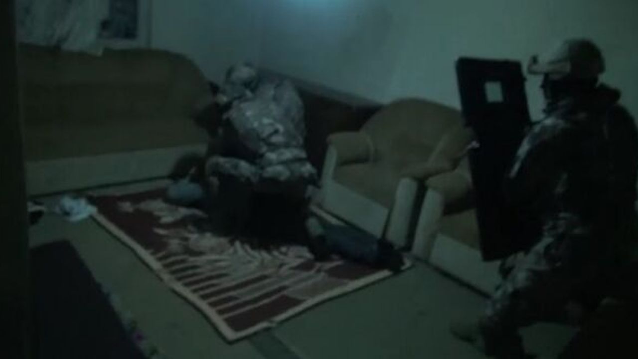 DEAŞ tetikçisi baba ve istihbaratçı oğlu tutuklandı