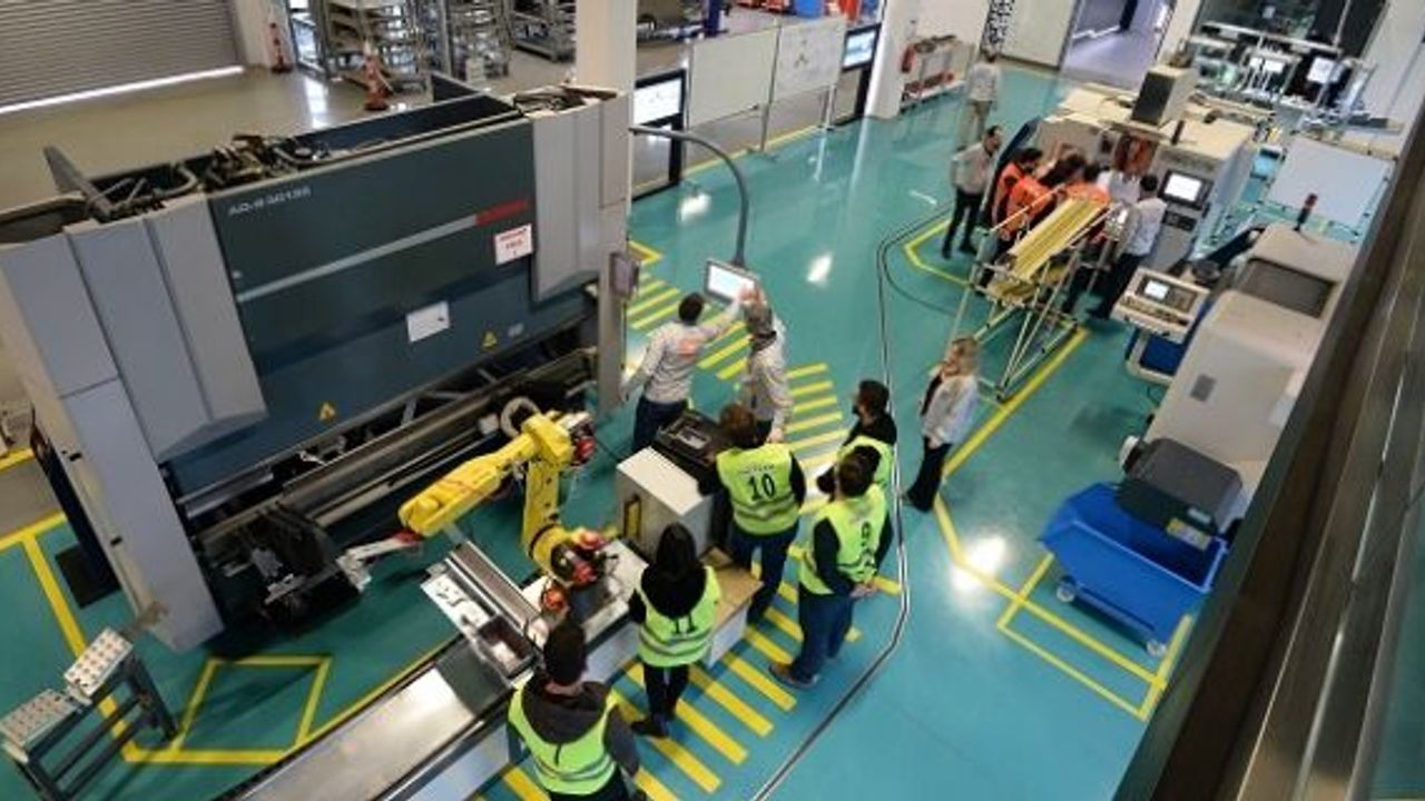 Bursa Model Fabrika’dan Eğitim Alacak KOBİ’lere 70 Bin TL Destek
