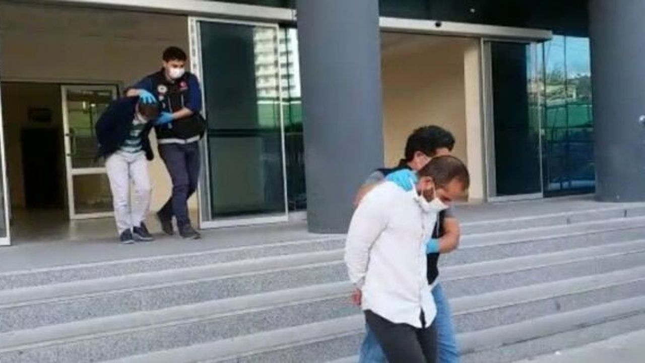 BURSA'YI ZEHİRLİYENLERE OPERASYON: 6 KİLO ESRAR ELE GEÇİRİLDİ