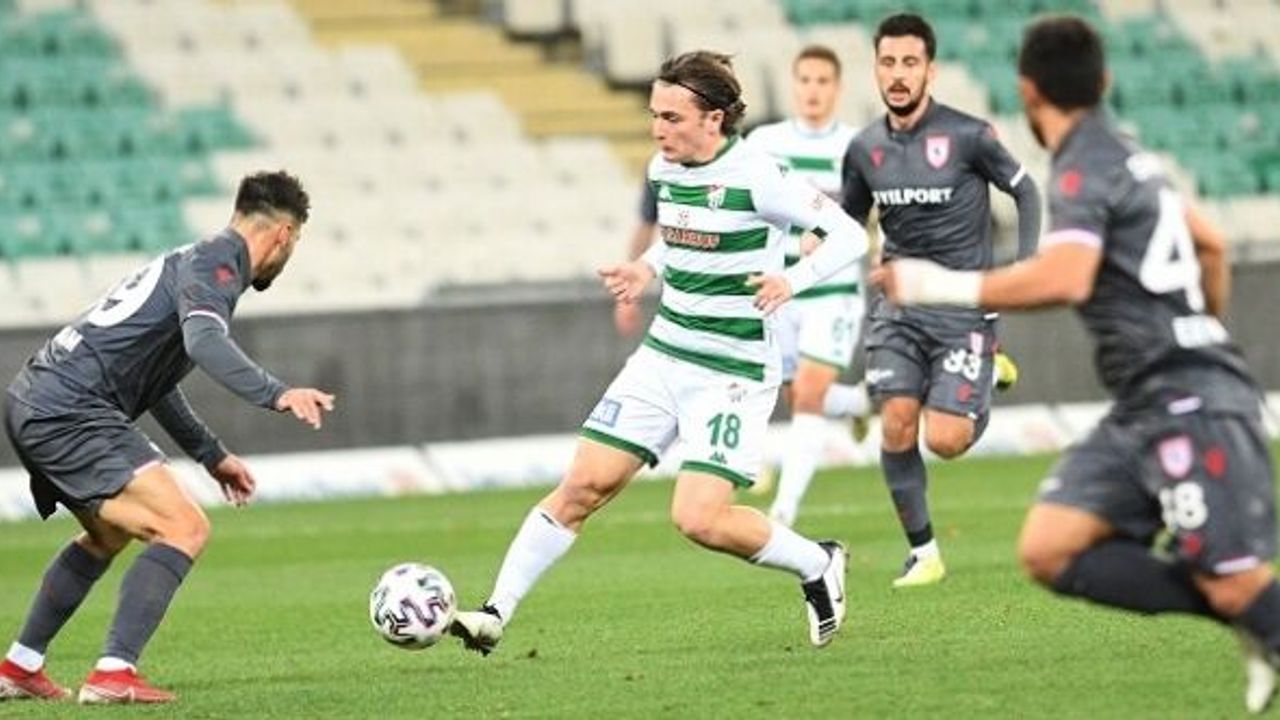 BBURSASPOR'DA 8 FUTBOLCU İÇİN SÖZLEŞME KARARI