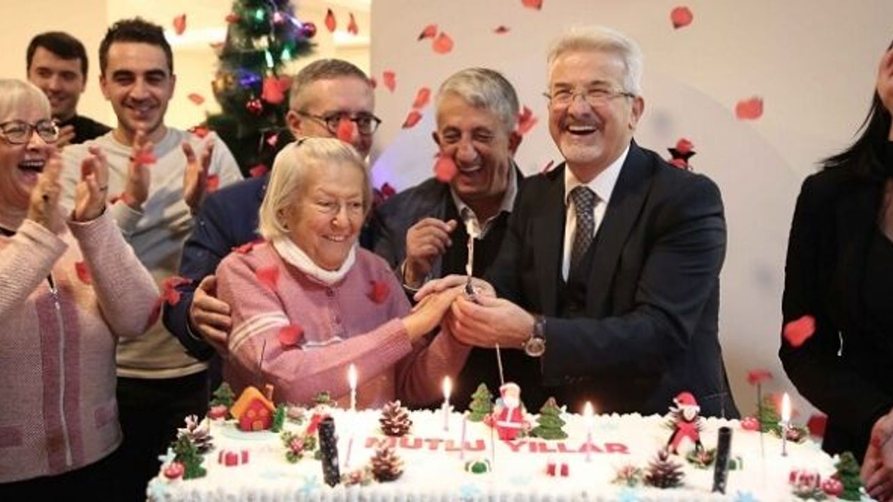 HUZUR EVİNDE ALINAN ÖNLEMLER DİKKAT ÇEKTİ
