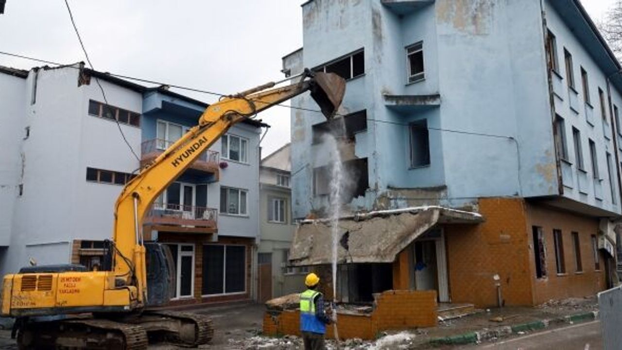 BÜYÜKŞEHİR RİSKLERİ ORTADAN KALDIRIYOR