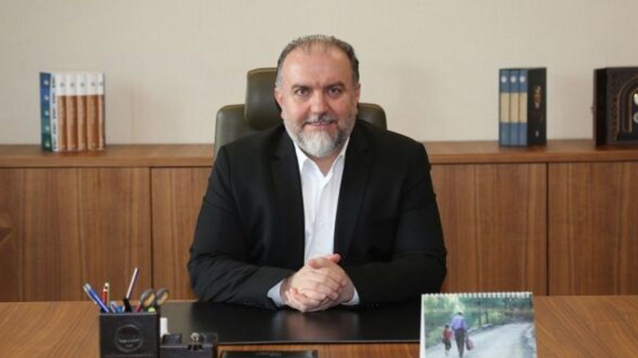 "ÖĞRETMENLER İÇİN MESLEK KANUNU İVEDİLİKLE ÇIKARILMALI"