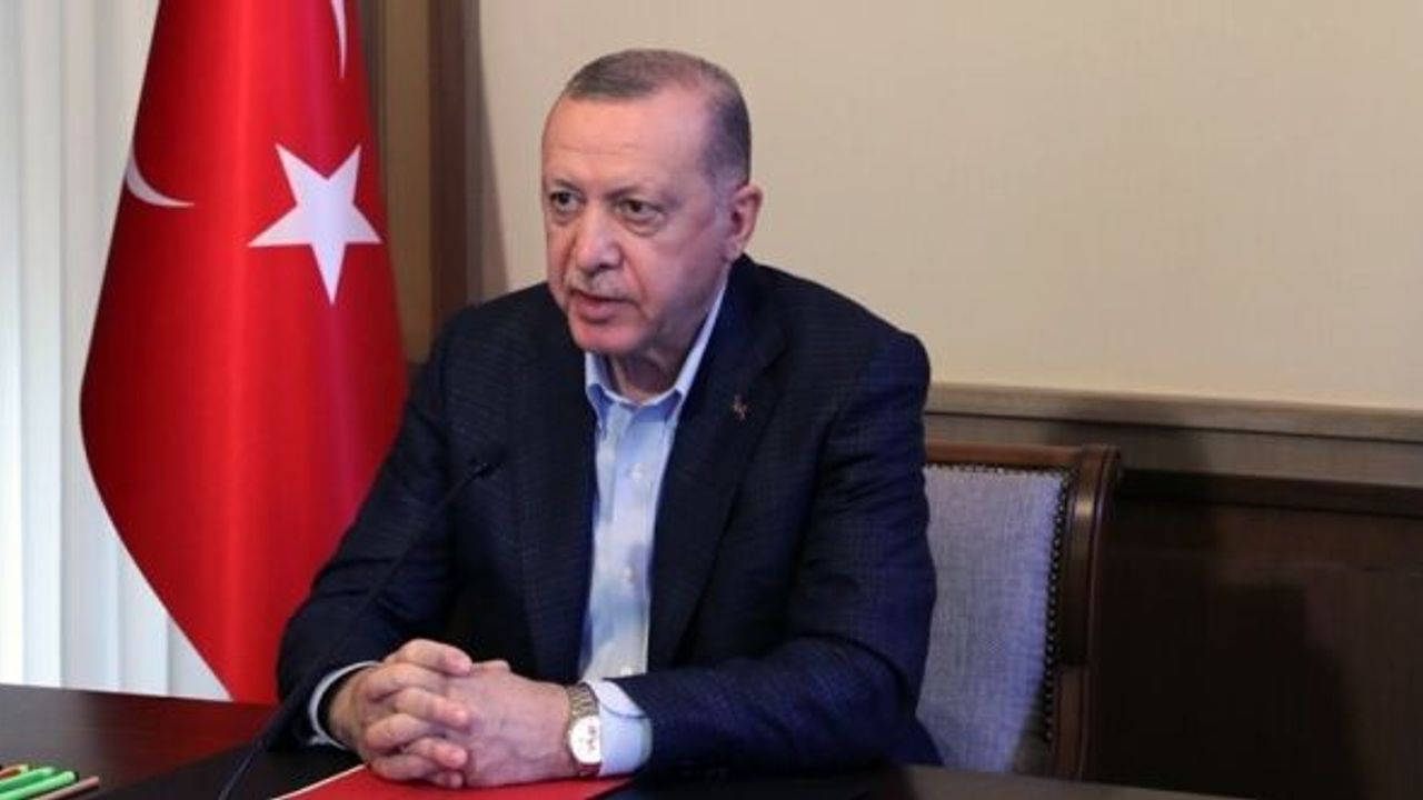 KAPANMA DEVAM EDECEK Mİ ? Erdoğan pazartesiyi işaret etti