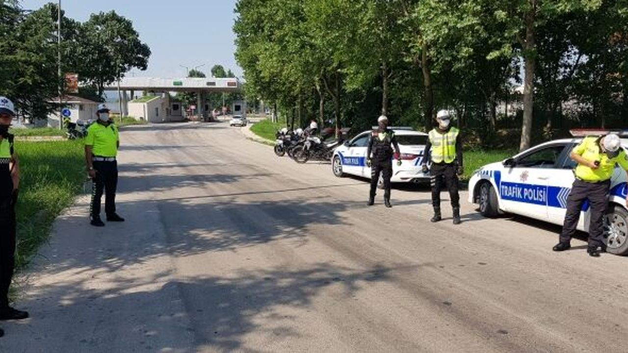 BURSA'DA SIKI DENETİM: Polis göz açtırmadı