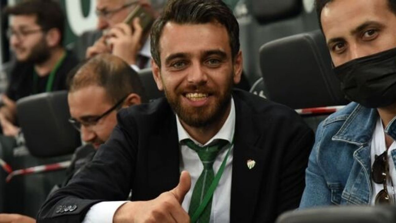 BURSASPOR'DA MUTLU SON ! 44 dosya tek tek kapandı transfer yasağı kaldırıldı