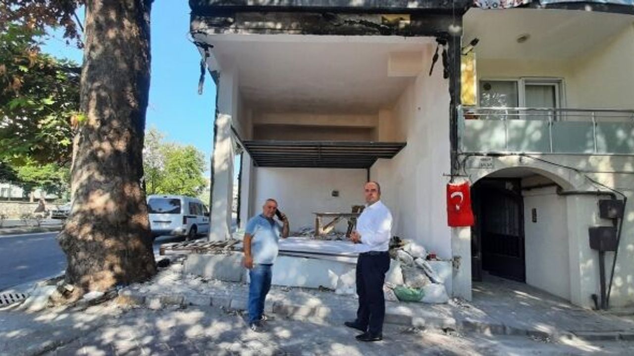 AKTAŞ'TAN DÜKKÂNI KUNDAKLANAN MUDANYA ESNAFINA BÜYÜK DESTEK