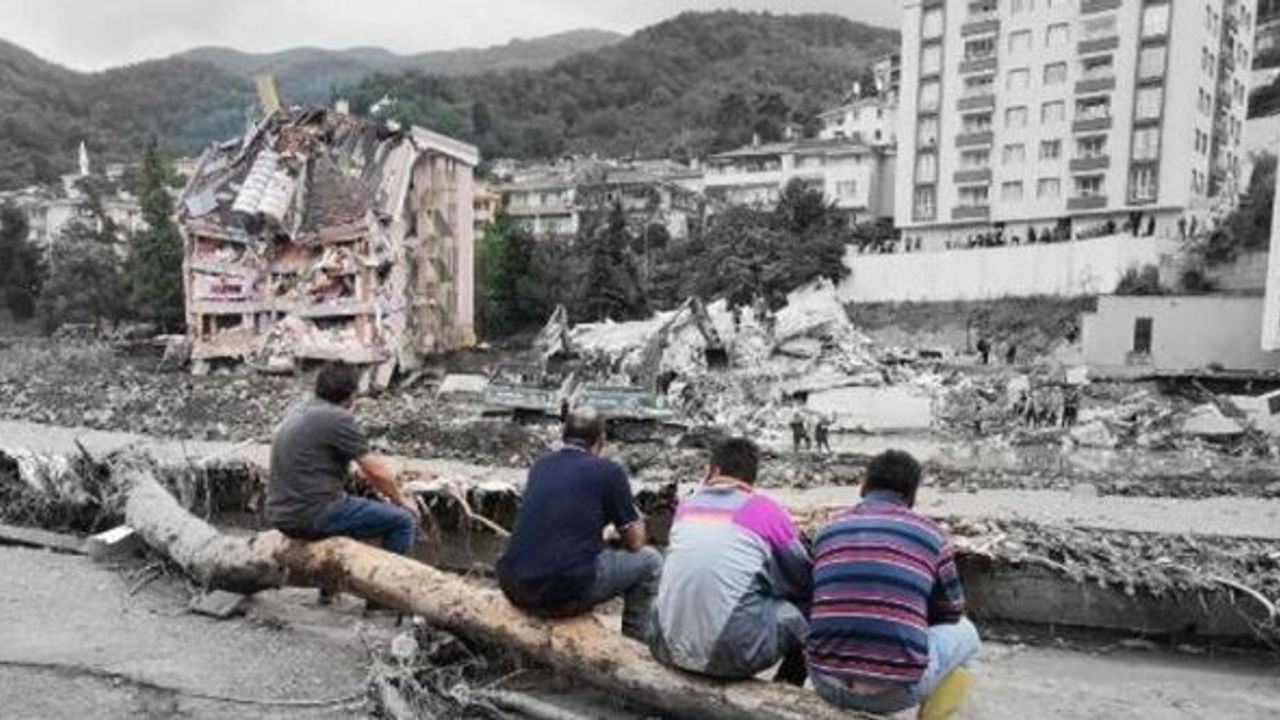 ÇÖKEN APARTMANIN MÜTEAHHİTİ HAKKINDA YENİ KARAR