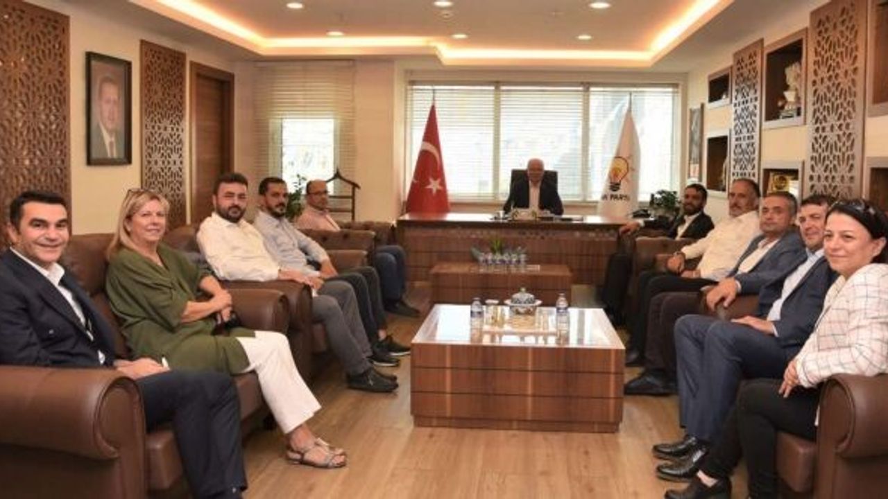 EMİN ADANUR'DAN AK PARTİ'YE ZİYARET