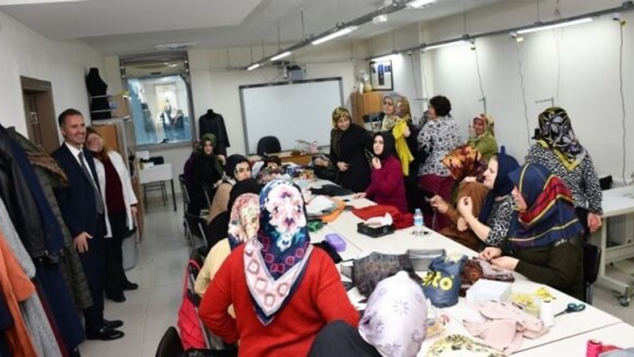 İNEGÖL'DE KÜLTÜR SANAT KURSLARI BAŞLIYOR