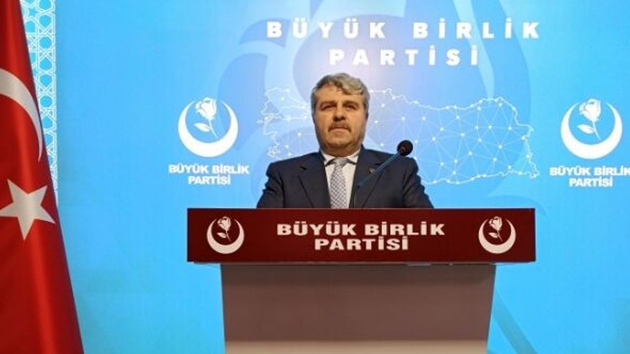UÇAK: "30 AĞUSTOS TÜRK TARİHİNİN YENİDEN ŞAHLANIŞ SİMGESİDİR"