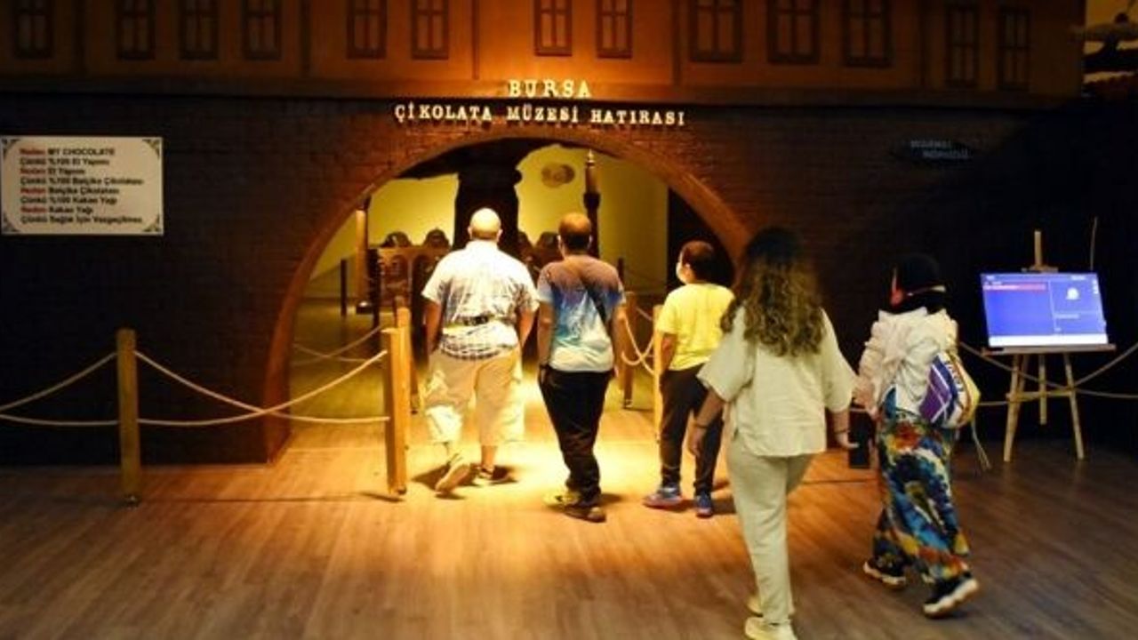 BURSA ÇİKOLATA MÜZESİ... 8 BİN TON ÇİKOLATA KULLANILDI