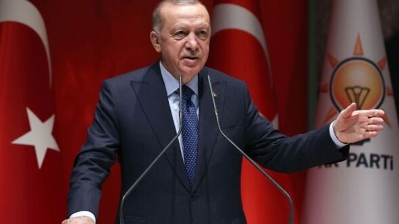 DOLAR 3 SAATTE 1 LİRA YÜKSELDİ: EURO 14 TL'YE KOŞUYOR