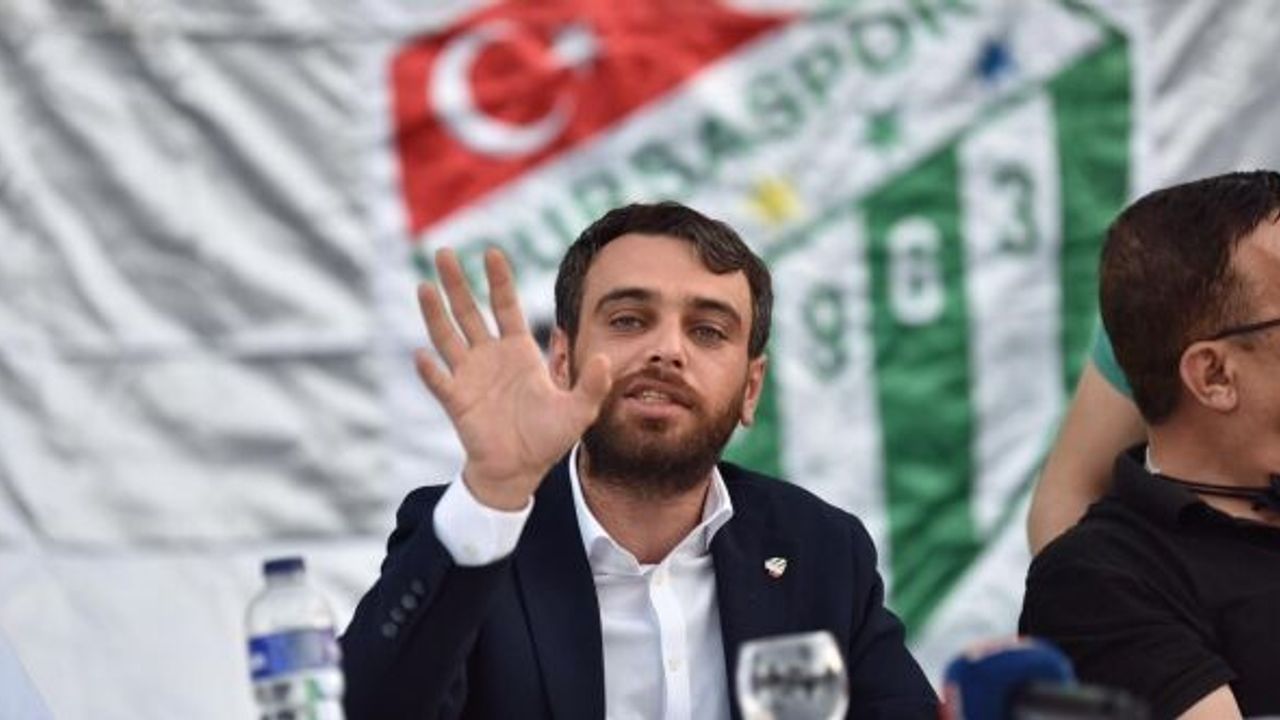 "İSTİFA ETMEMİ İSTEYENLERİ GÖREVE DAVET EDİYORUM"