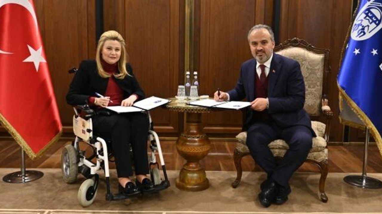 GENÇ İSTİHDAMINI ARTIRACAK PROJELER İÇİN İMZALAR ATILDI
