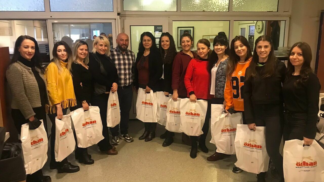 ÖZHAN, 474 KADIN ÇALIŞANIYLA GÜCÜNE GÜÇ KATIYOR