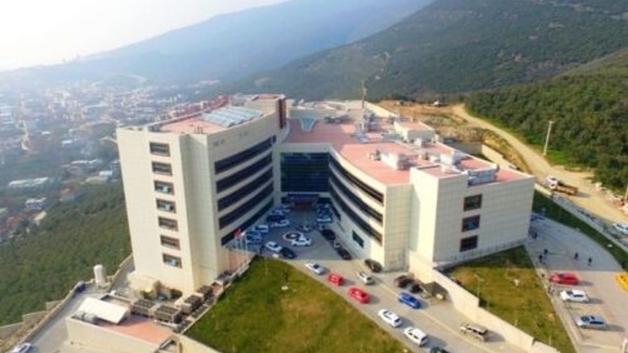 BURSA'DA DEVLET HASTANESİ'NDE 80 KİŞİ ZEHİRLENDİ İDDİASI