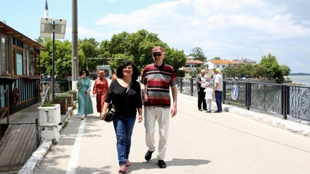 HIRVAT ŞAİR TÜRKİYE İLE İLGİLİ ÇALIŞMASINI GÖLYAZI’DA TAMAMLADI
