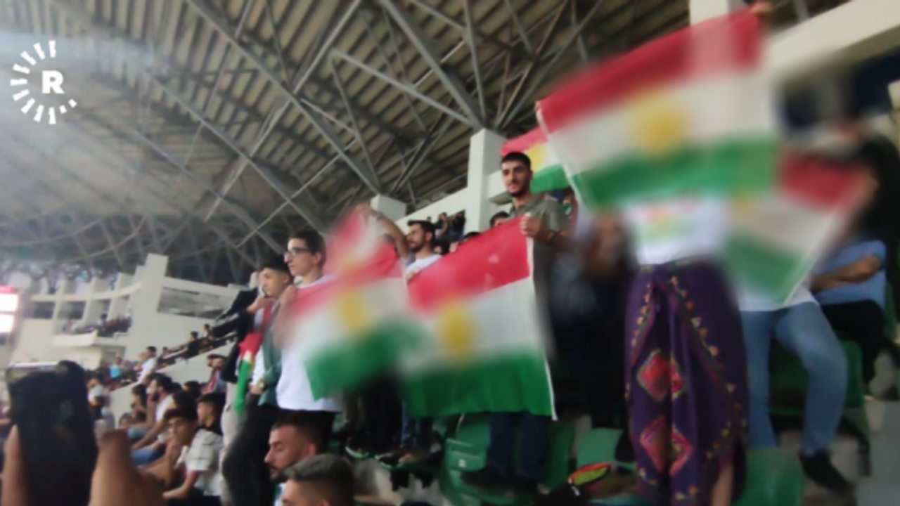 BURSASPOR MAÇINDA PKK PAÇAVRALARI STADA SOKULDU!