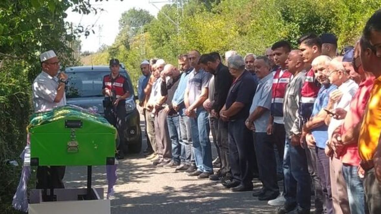 YAŞLI KADINI, OĞLUNUN KÖPEKLERİ PARÇALAYARAK ÖLDÜRDÜ
