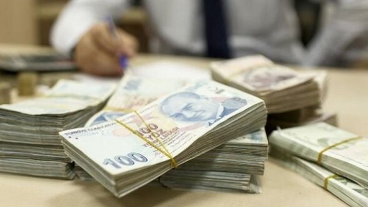 EŞİ VEFAT EDEN KADINLARA 300 BİN LİRA DESTEK VERİLECEK