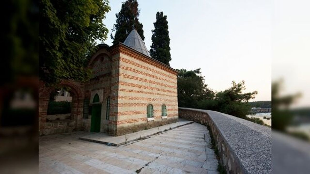 LALA ŞAHİN CAMİ 650  YIL SONRA  İHYA EDİLİYOR
