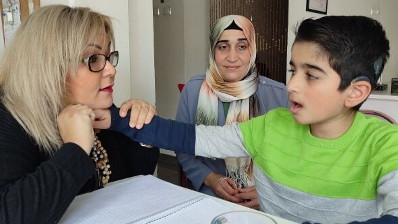 10 YIL SONRA 'ANNE' DEDİ... O anlara yürek dayanmadı
