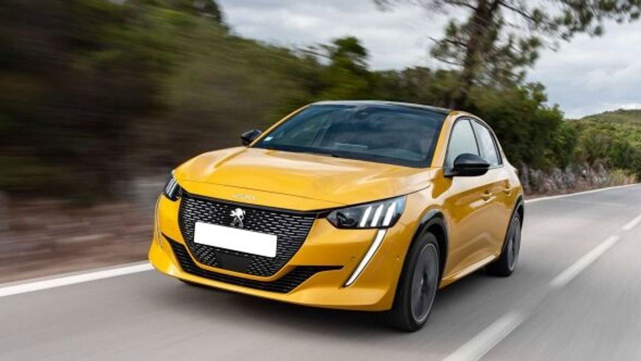 OTOMOBİL FİYATLARI 100 BİN LİRAYA YAKIN DÜŞECEK